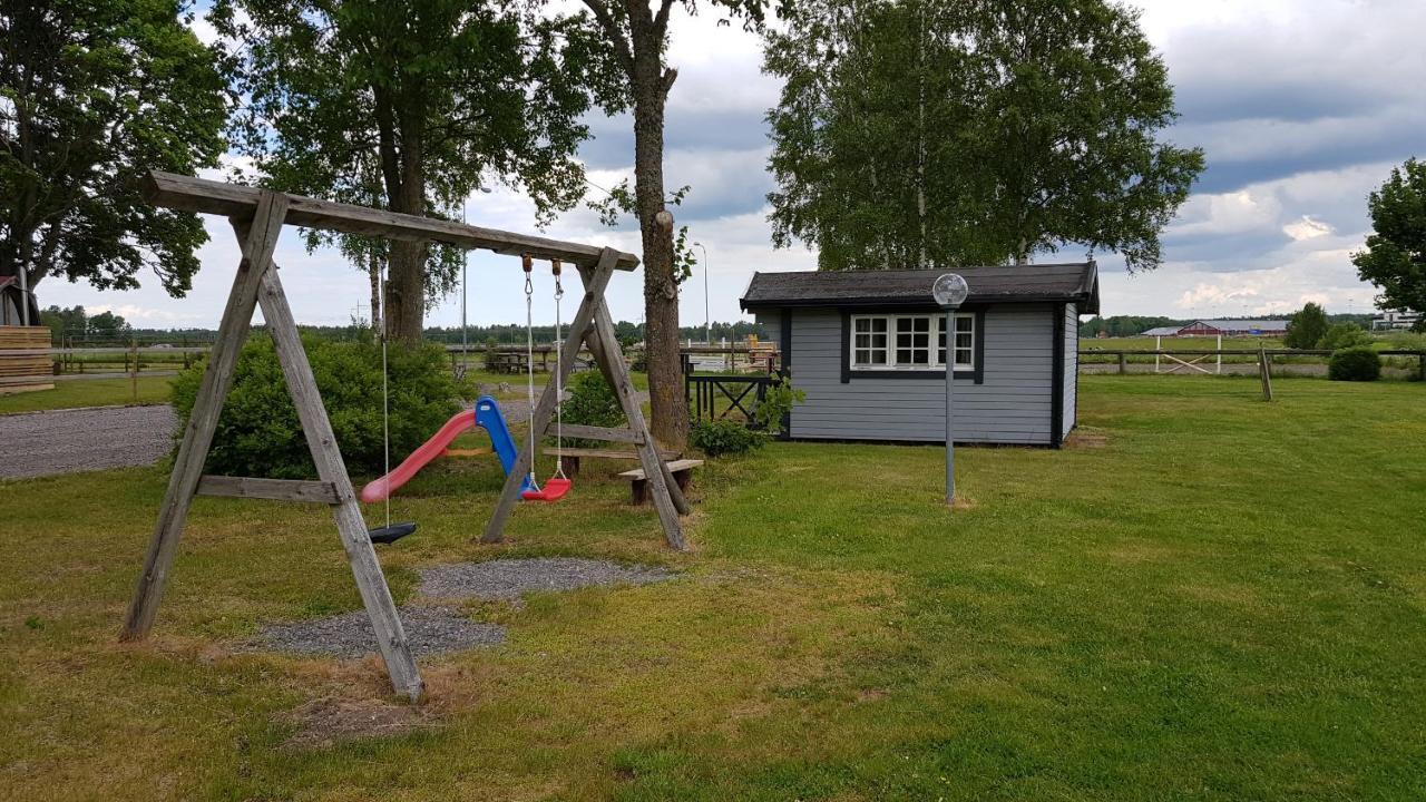 Вилла Backgardens Stugby Axvall Экстерьер фото